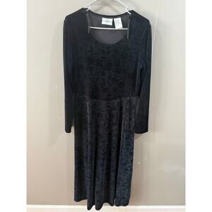 Size 10 Studio Ease Vintage black dress